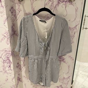 Brand new Ambercrombie and Fitch romper
